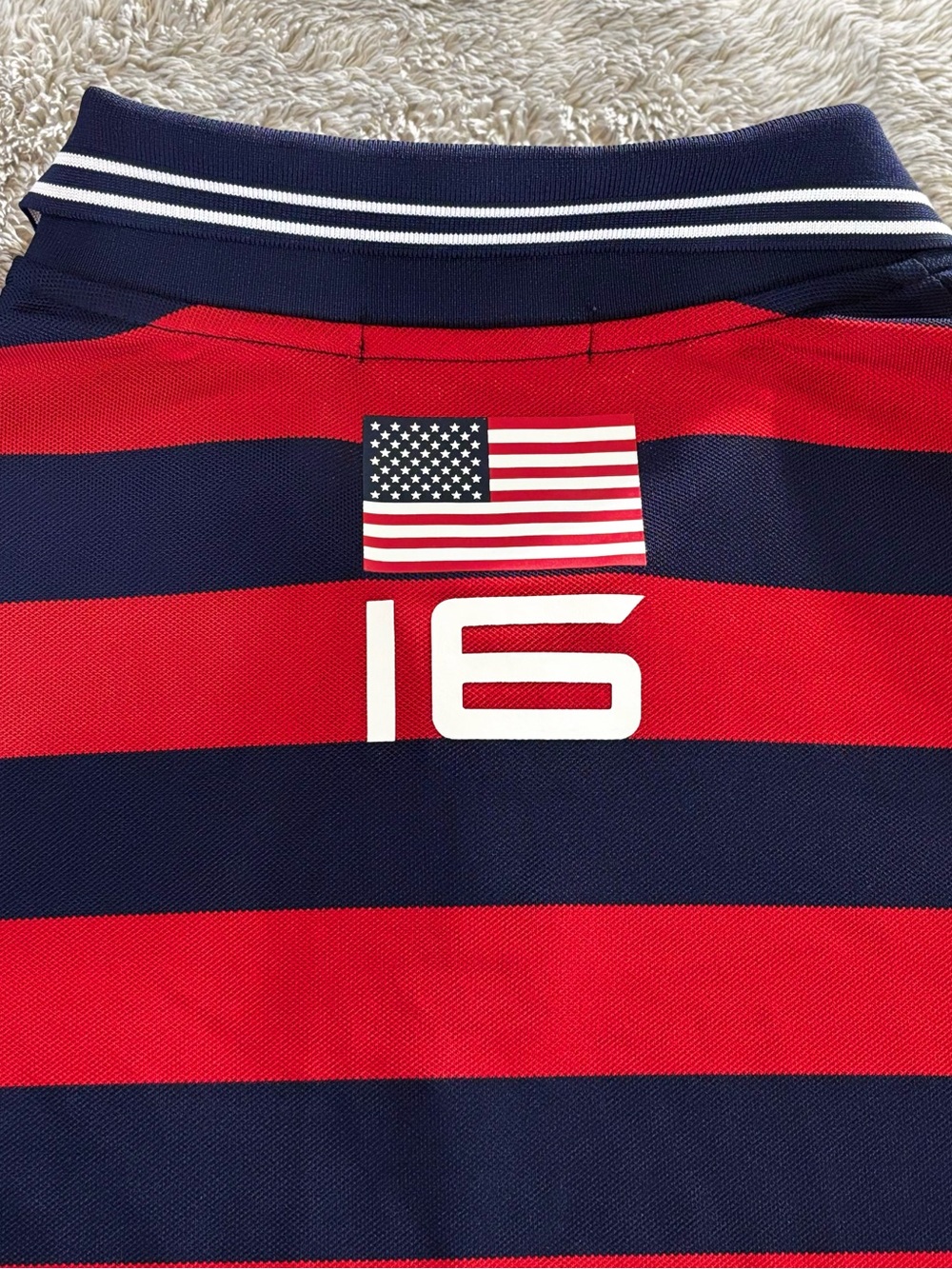 Ralph Lauren Red and Navy Horizontal Stripe Polo Ryder Cup 2016 USA Crest - Picture 6 of 8